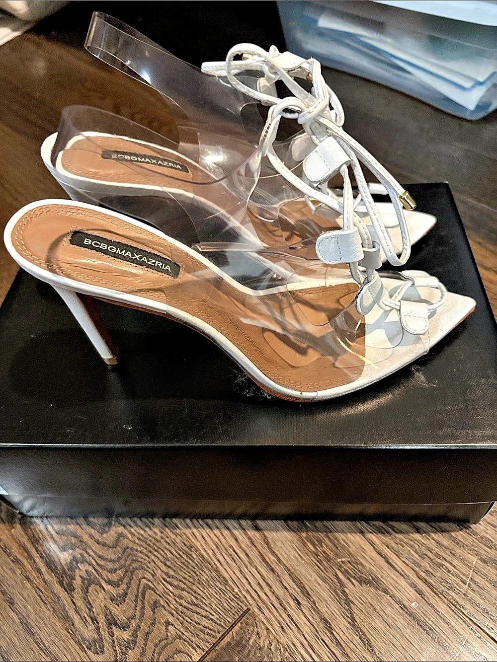 BCBGMAXAZRIA Daryl White & Clear Strappy Pointed Toe Heel Heels US 6.5